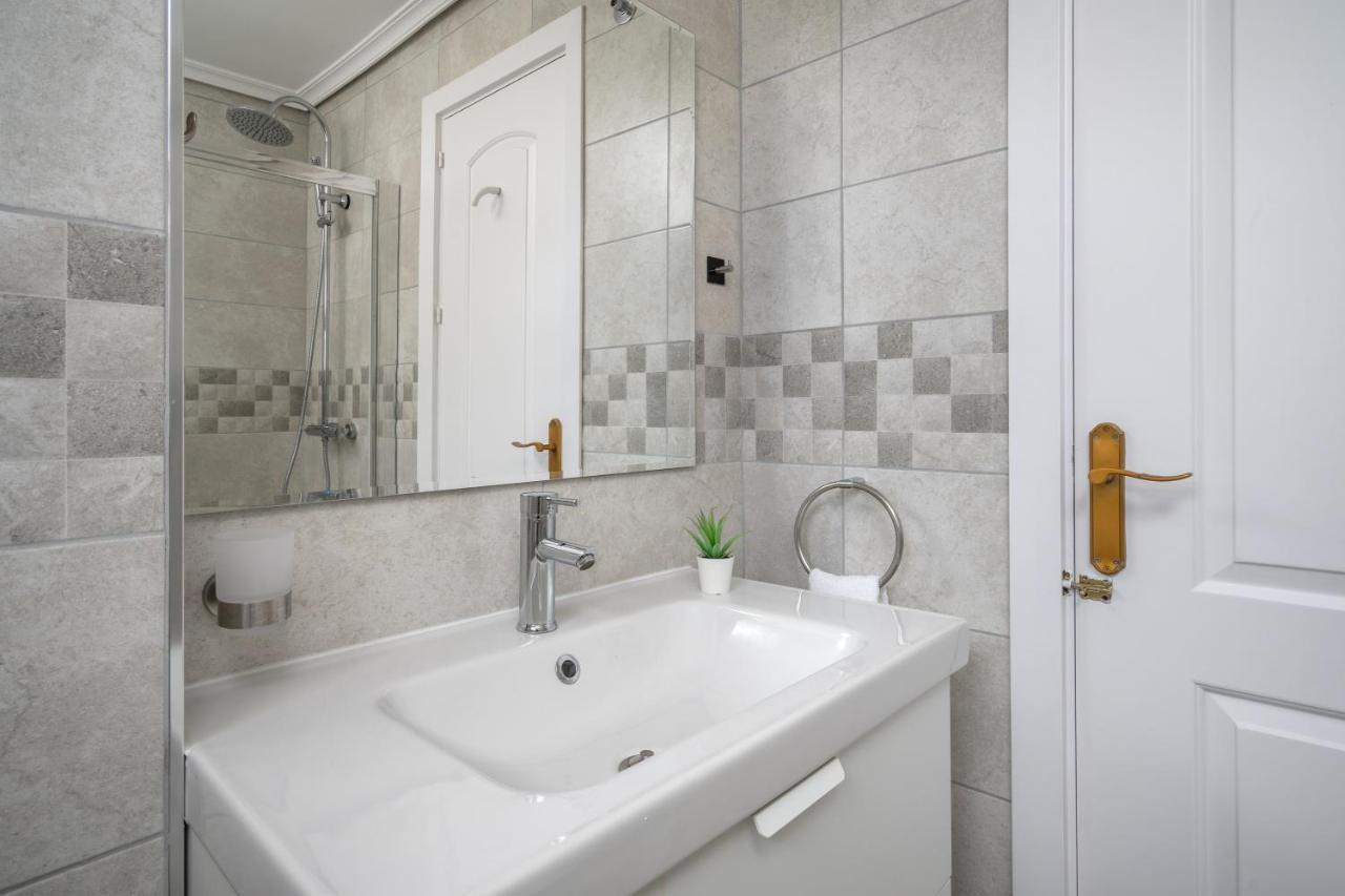 Stunning 3Br Flat Near Beach And Puerto Marina By Costarentals - Ref 150 Benalmadena Exterior photo